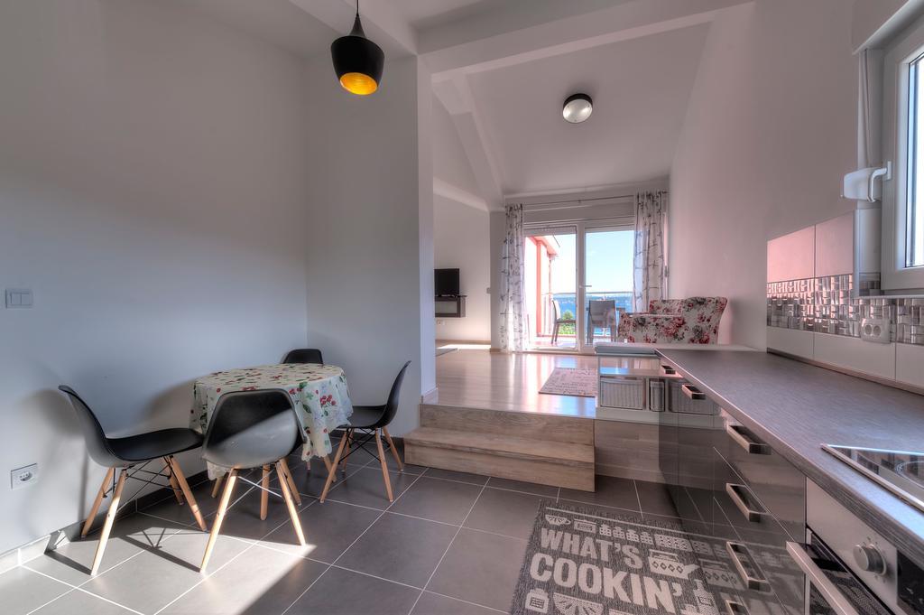 Apartments Delfin Tivat Dış mekan fotoğraf