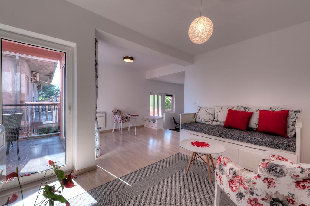 Apartments Delfin Tivat Dış mekan fotoğraf