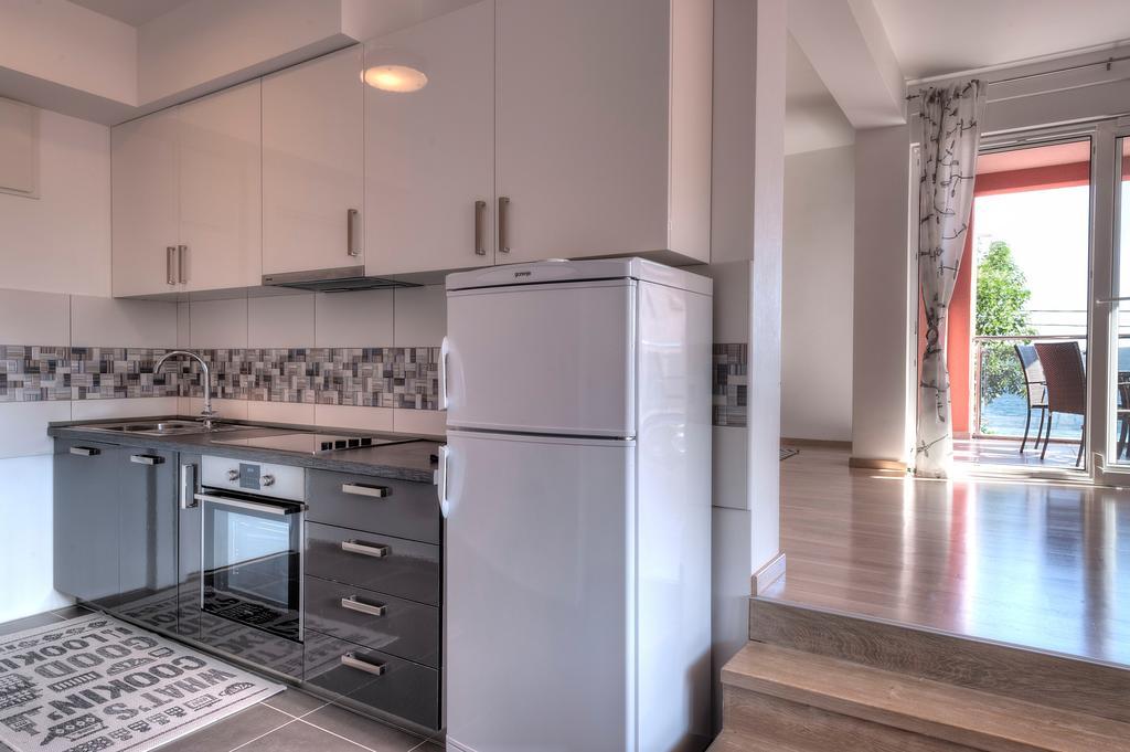 Apartments Delfin Tivat Dış mekan fotoğraf