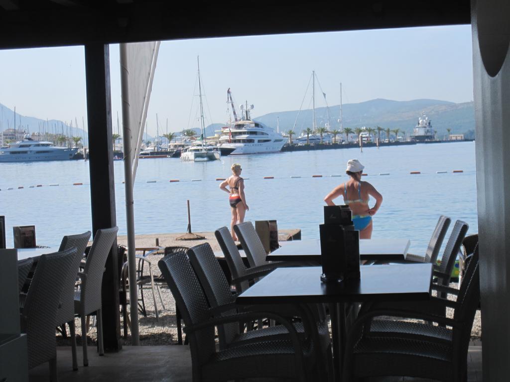 Apartments Delfin Tivat Dış mekan fotoğraf